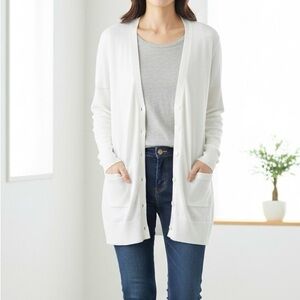 Lauren Ralph Lauren Lightweight
Cream Women's Sweater Cardigan - Size Medium